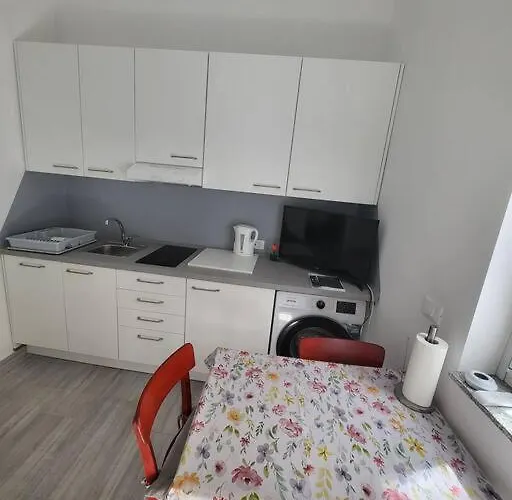 Apartma Soncnica 아파트 *